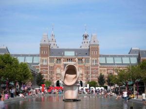 What to see at Museumplein in Amsterdam