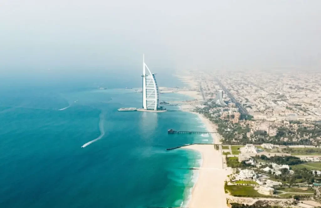 Beach and the view of the city, Duba
