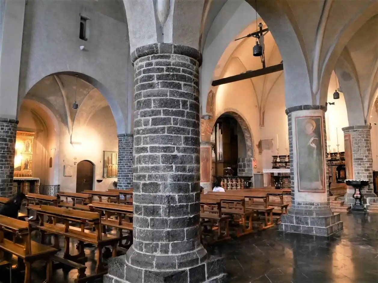 Interior of the church in Varenna
