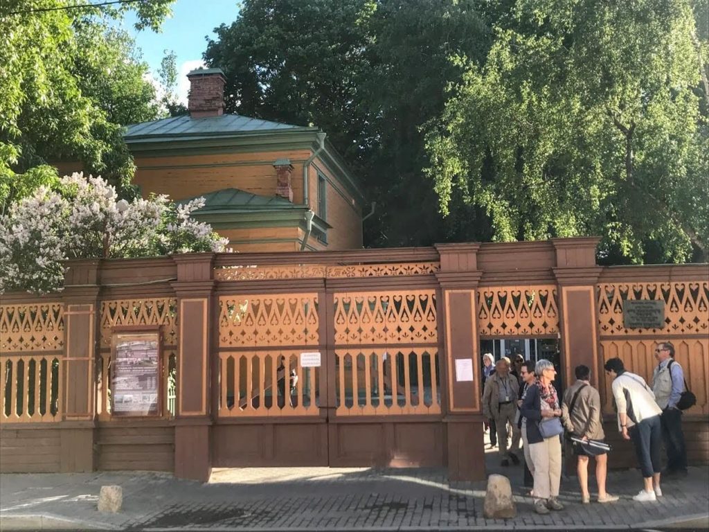Entrance to Tolstoy Estate in Khamovniki