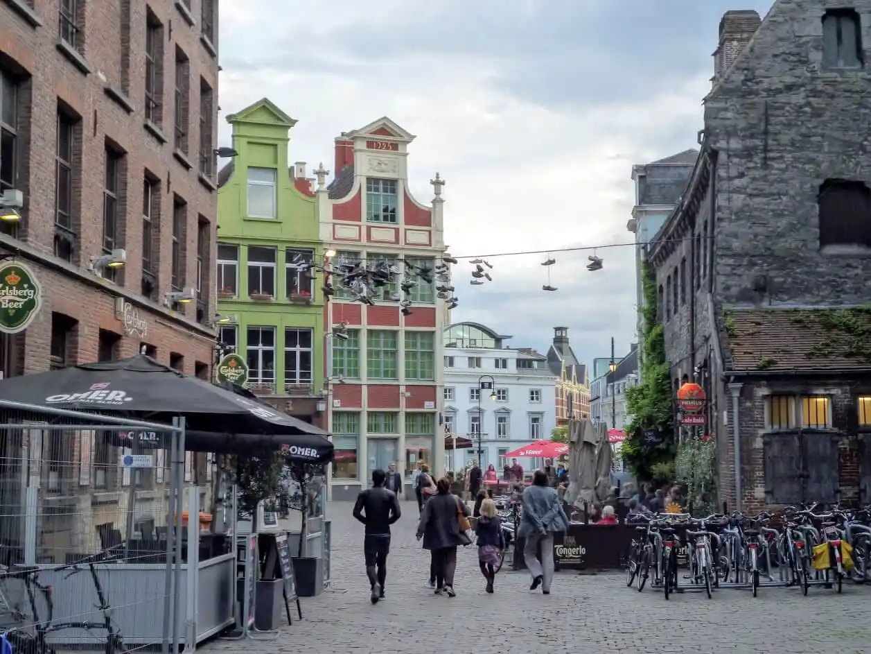Strolling around historic streets of Ghent