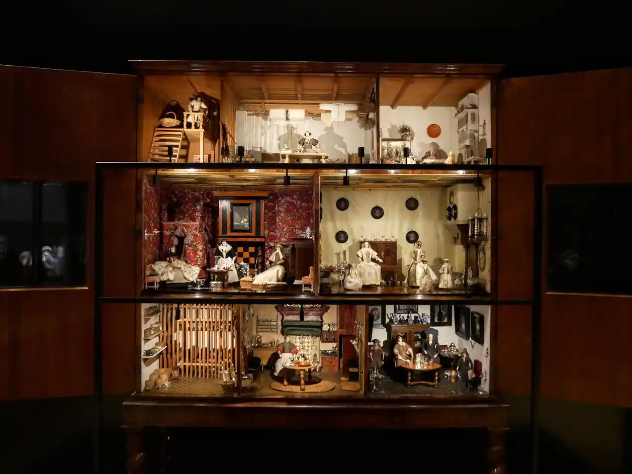 Rijksmuseum Dolls' Houses