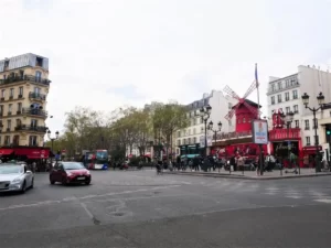 View on Rue de Clichy in Paris