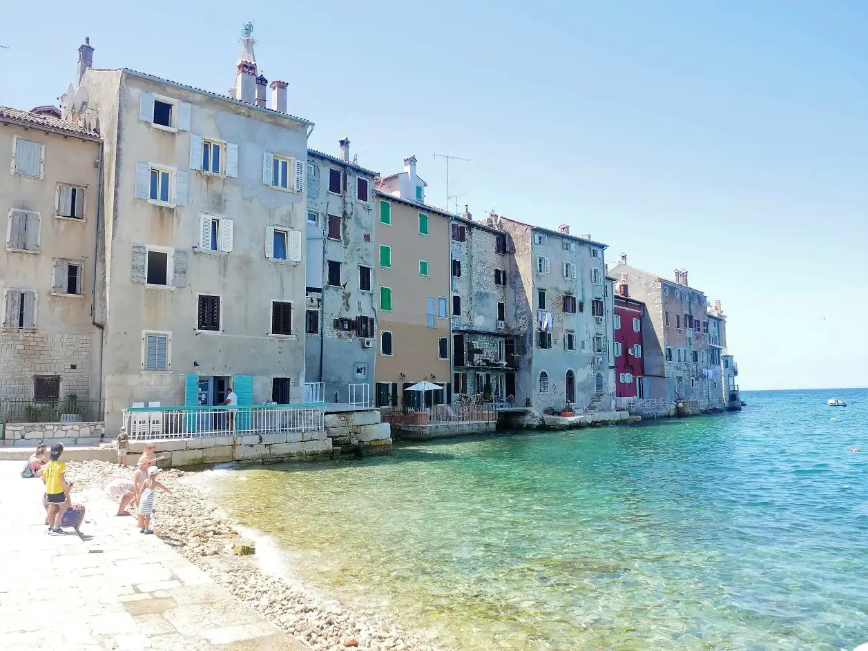 Houses next to the sea in Rovinj
