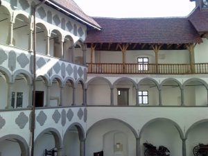 Veliki Tabor castle courtyard