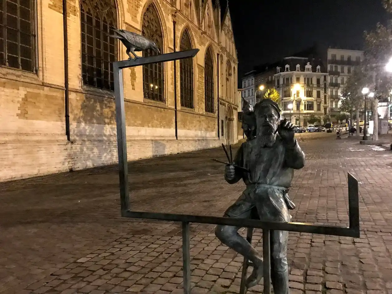 Bruegels statue in Brussels