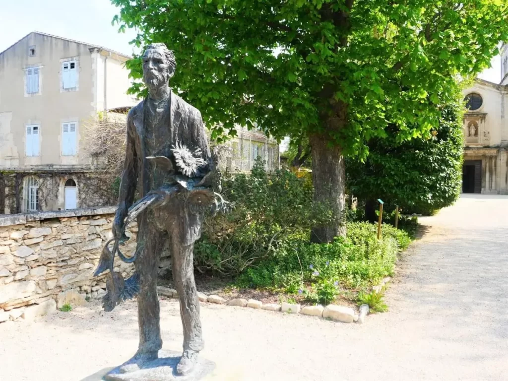 Statue of van Gogh in Saint remy de Provence