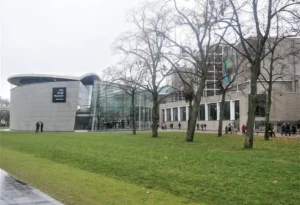 Van Gogh Museum in Amsterdam building