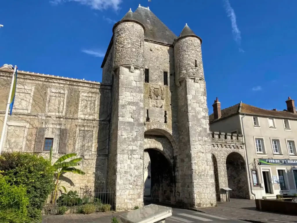 Gate of Samois in Moret-sur-Long in France