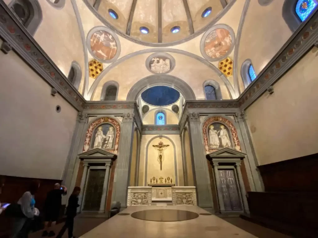 San Lorenzo Church in Florence Brunelleschi chapel