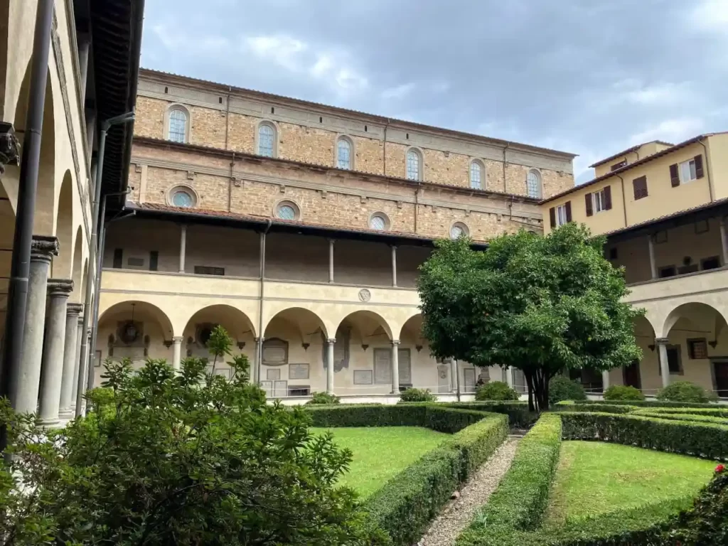 San Lorenzo Church in Florence courtyard