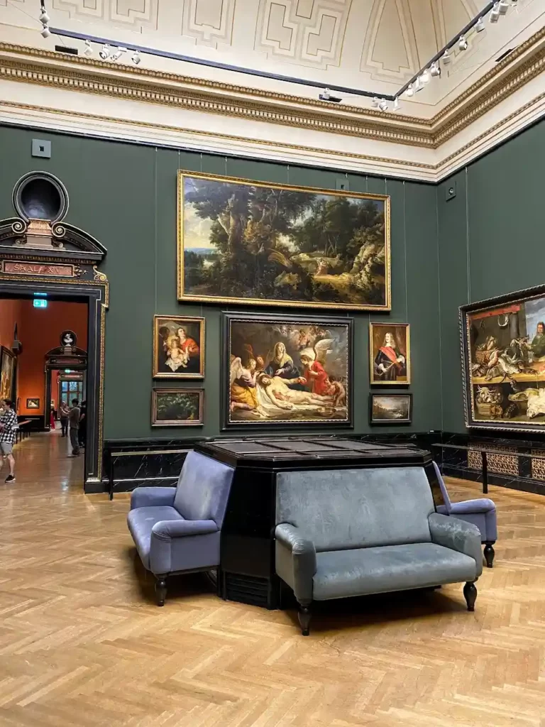 Kunsthistorisches museum in Vienna galleries
