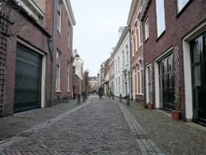 Witte herenstraat in Haarlem