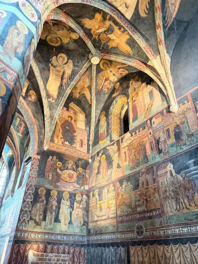 Lublin sightseeing: Wall paintings at the Trinity Chapel in Lublin